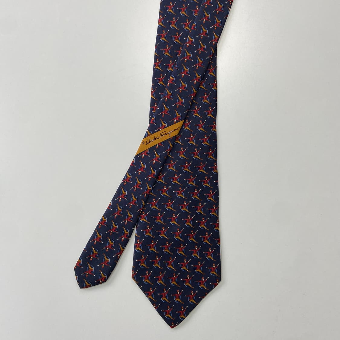 페레가모(Ferragamo) 명품 정품 넥타이 상품이미지1