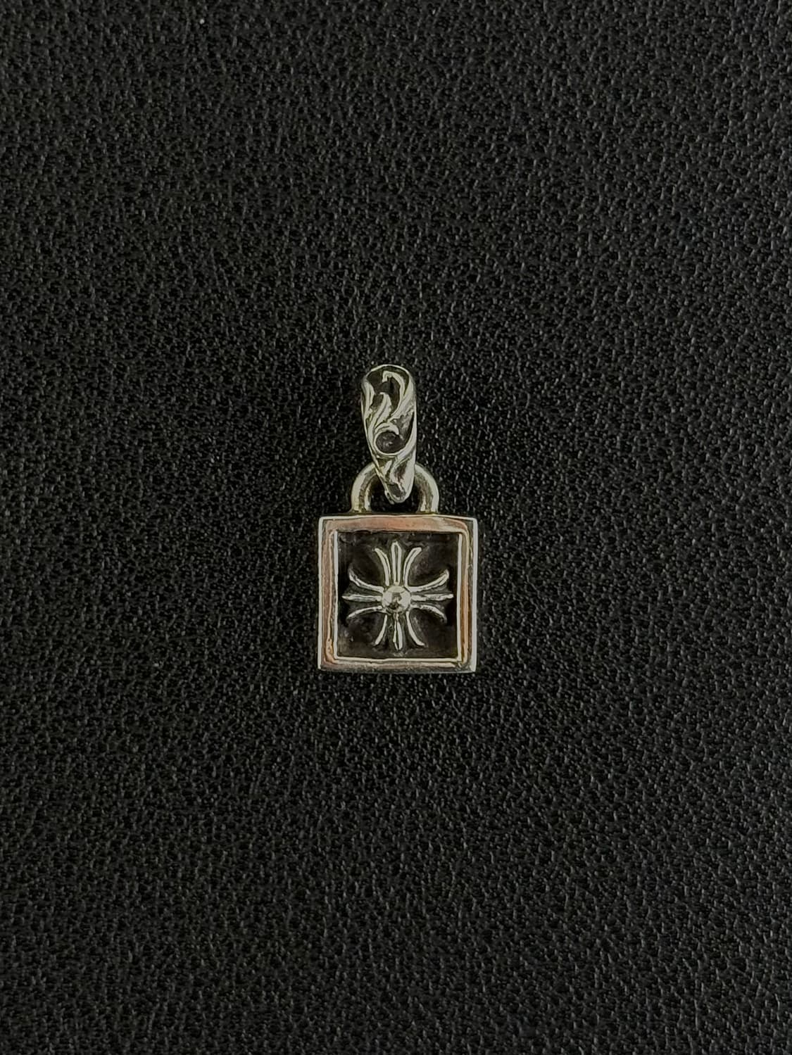 크롬하츠 프레임드 CH 플러스참(정품볼체인별도 구매가능) 상품이미지4