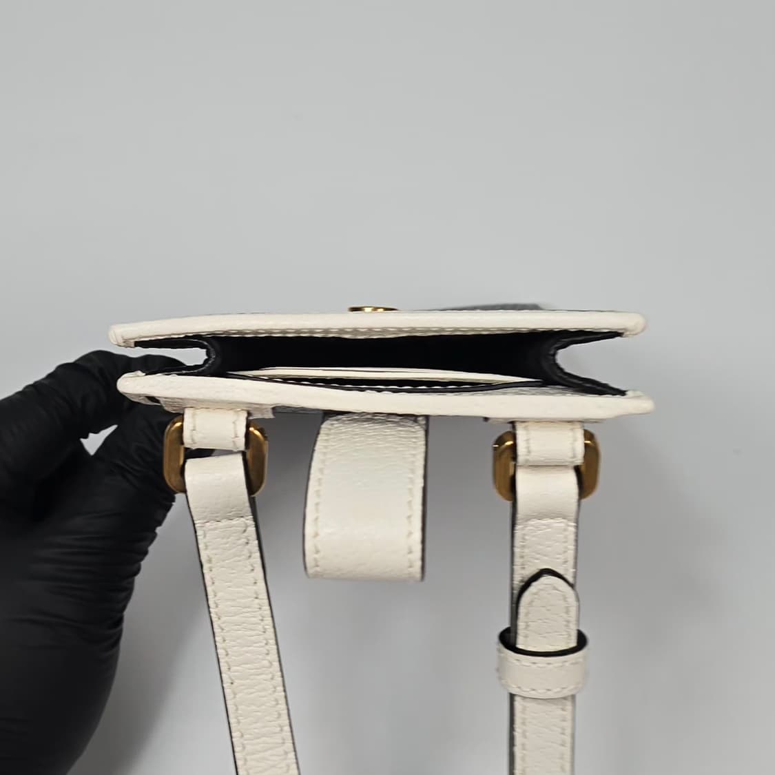 구찌 X 아디다스 폰 케이스 미니백 상품이미지7