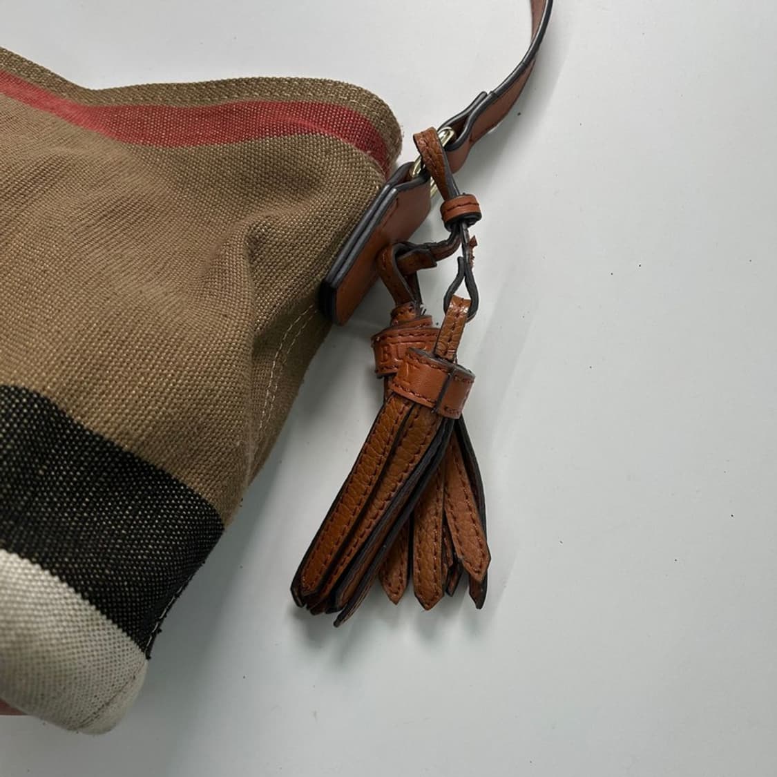 BURBERRY 에쉬비 호버백 상품이미지2