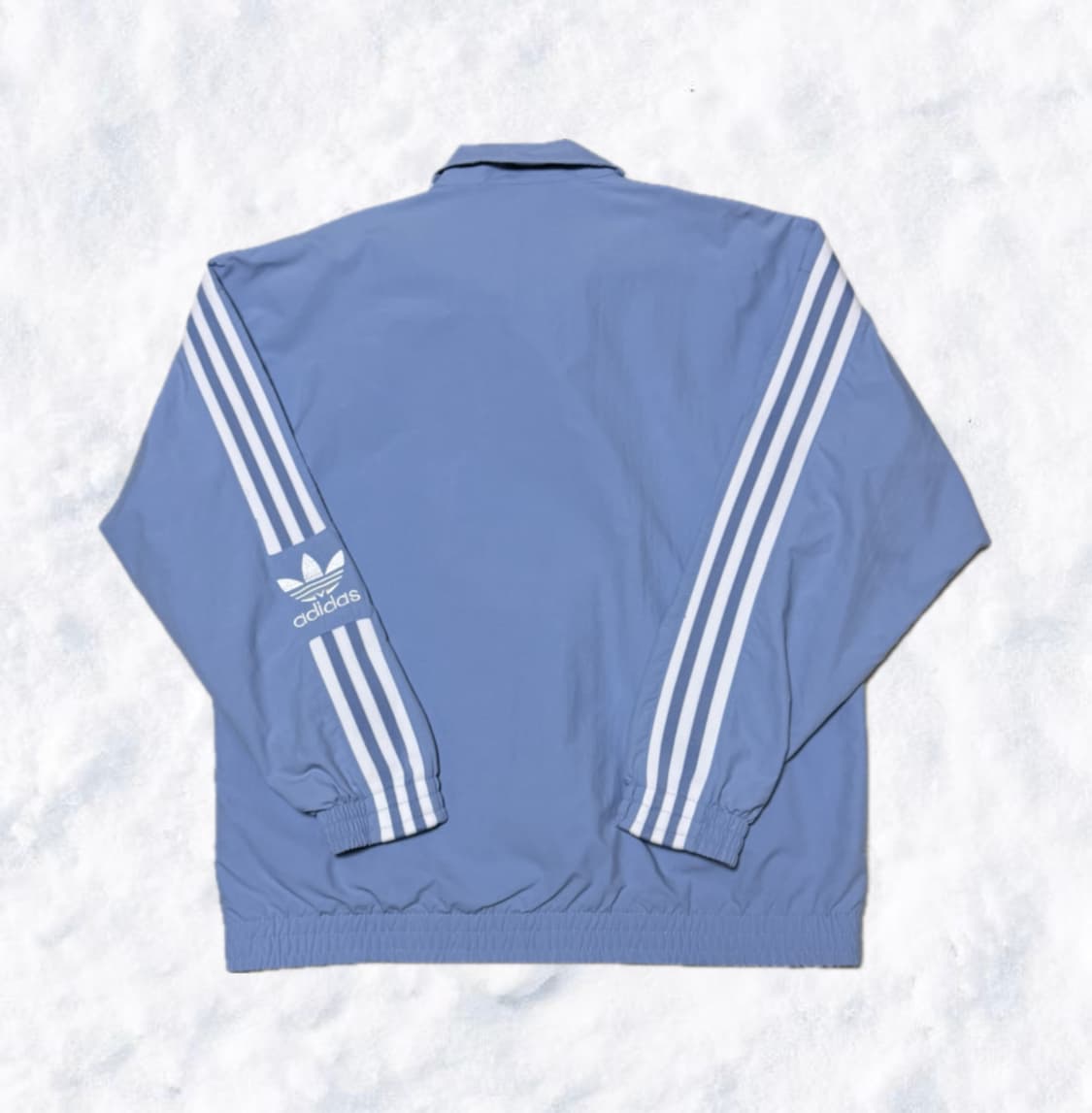 아디다스 시나모롤 스카이블루 바람막이 상품이미지3