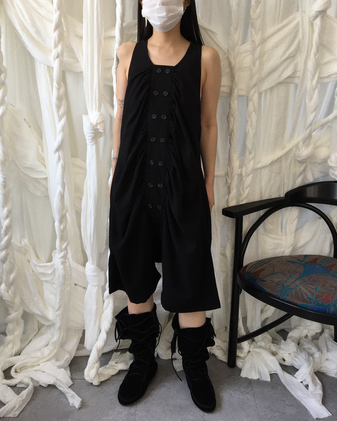 Double button shirring tied sleeveless j 상품이미지8