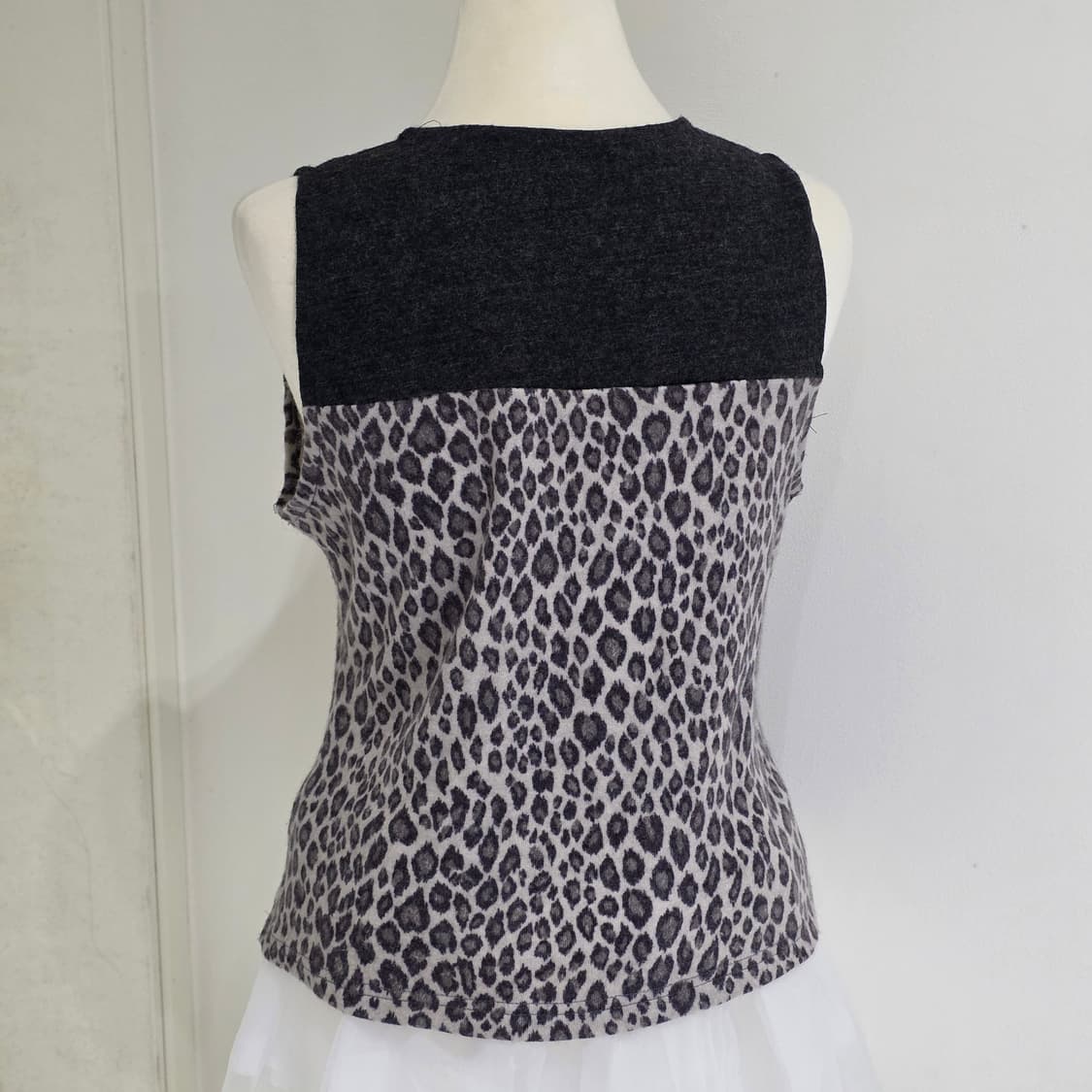 호피 레오파드 긱시크 슬리브리스 상품이미지2