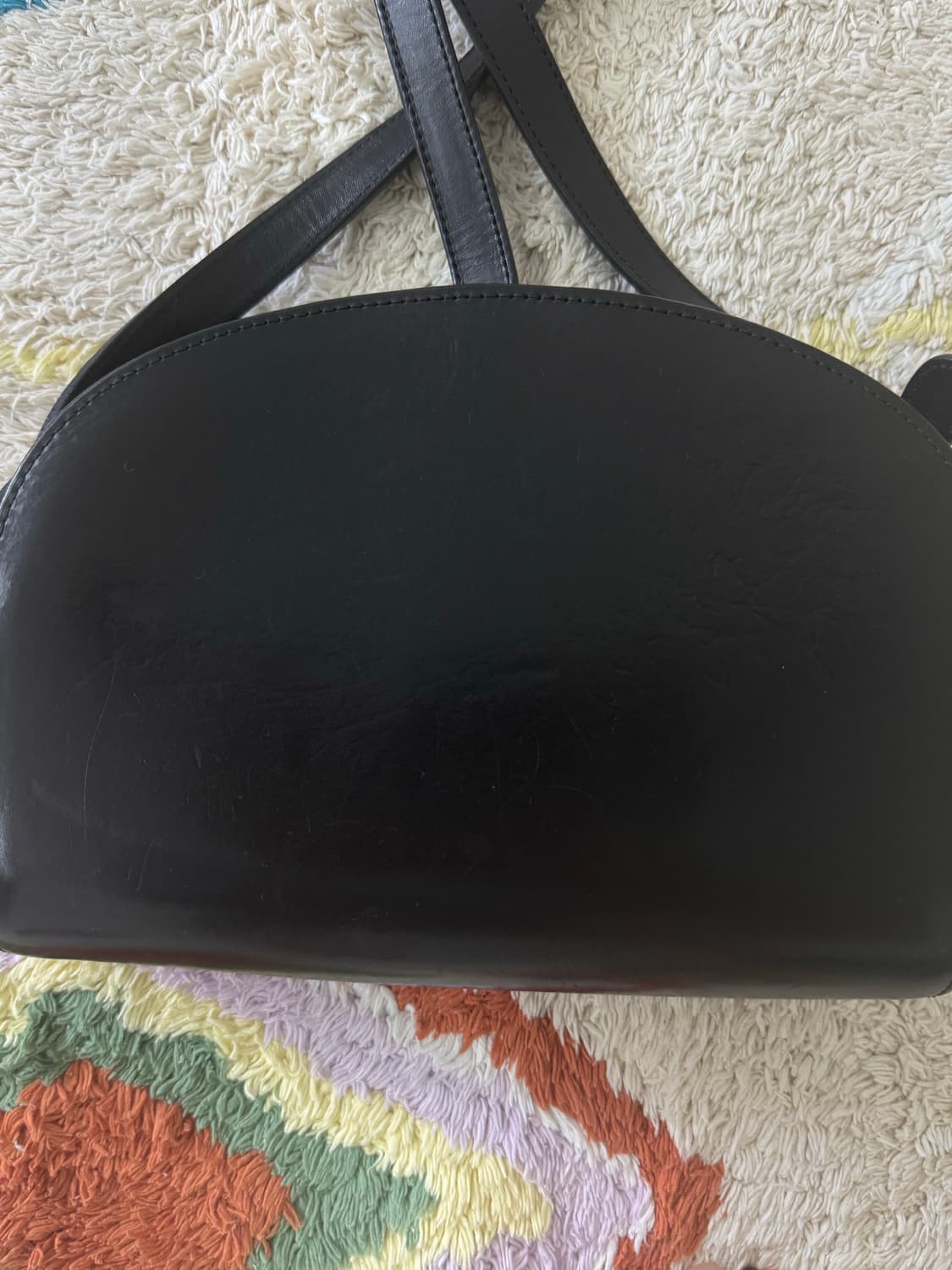 아페쎄 하프문백 블랙 상품이미지2