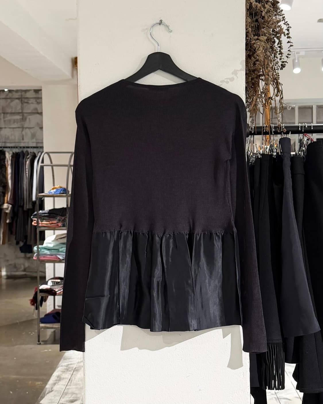 프라다 블랙 니트 실크 게더링 가디건 상품이미지7