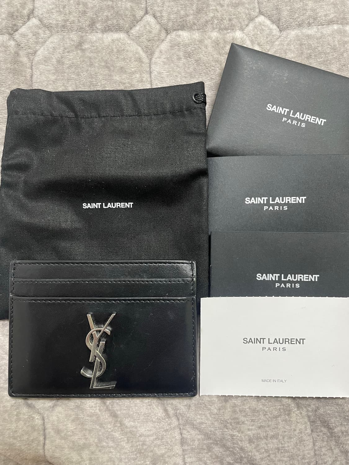생로랑 모노그램 카드지갑 상품이미지1