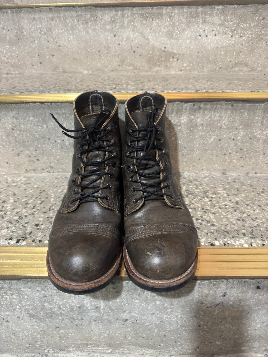 레드윙 아이언레인저 8086 차콜 260 단종모델 상품이미지1