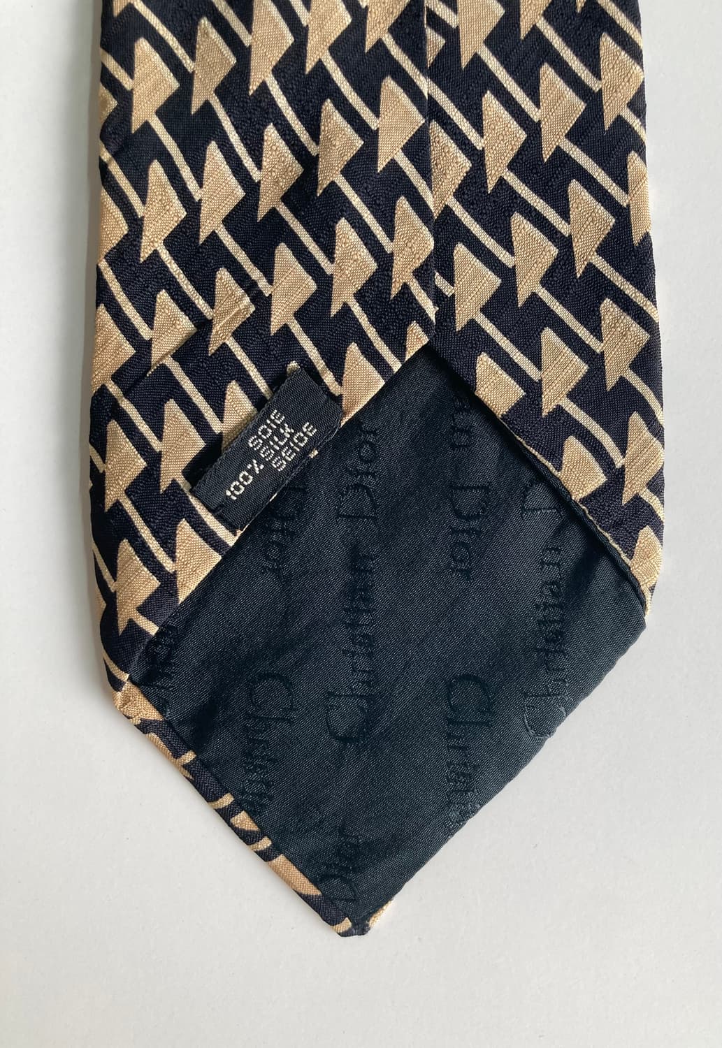 크리스찬디올무슈 넥타이 상품이미지8