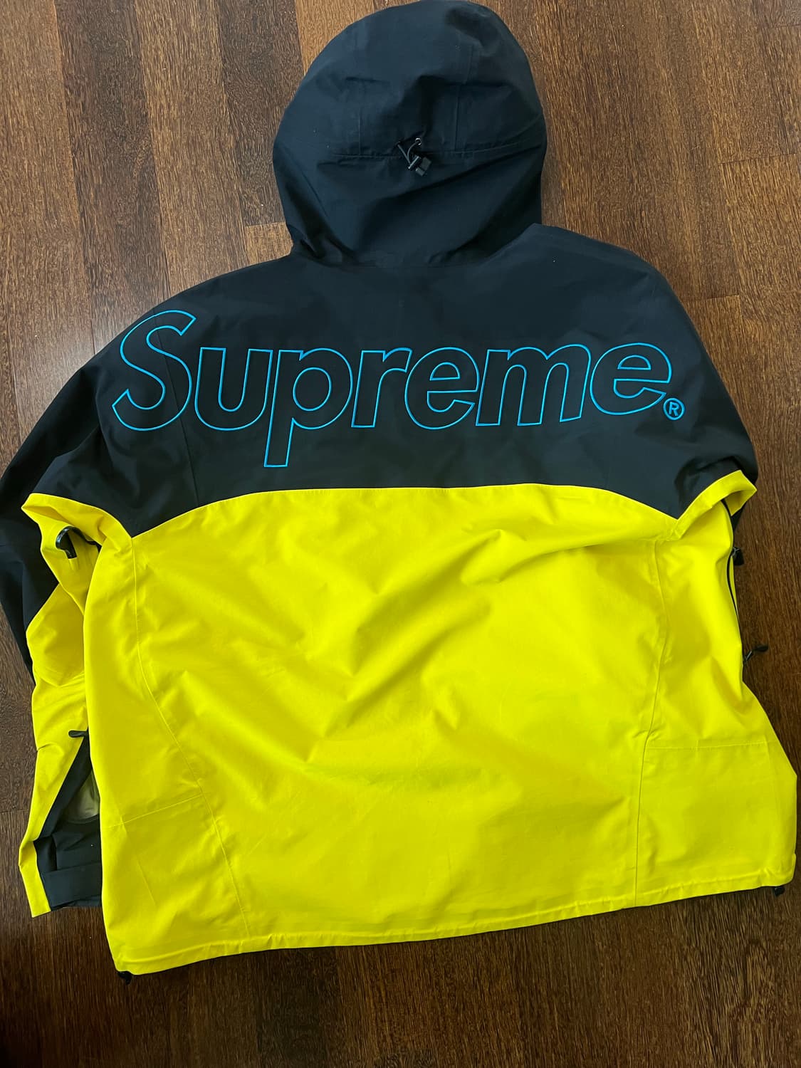 [XL] 슈프림 노스페이스 테입드 심 쉘자켓 상품이미지3