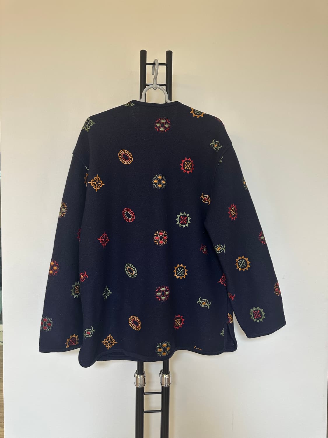 GEIGER 가이거 여성 자수 가디건 오스트리아 - 40사이즈 상품이미지6