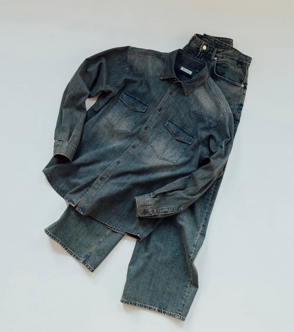 (삽니다) 벨리에 세리프 데님 셔츠 - 스모크 인디고 상품이미지1
