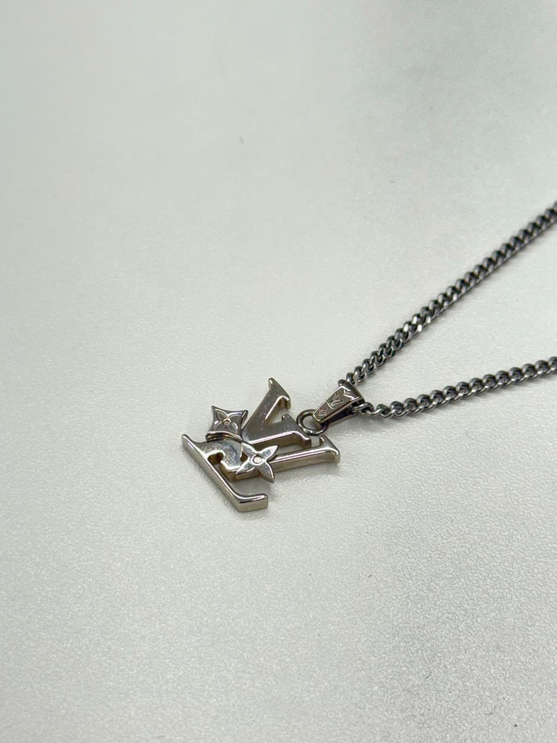 [OS] 루이비통 모노그램 로우 목걸이 상품이미지4