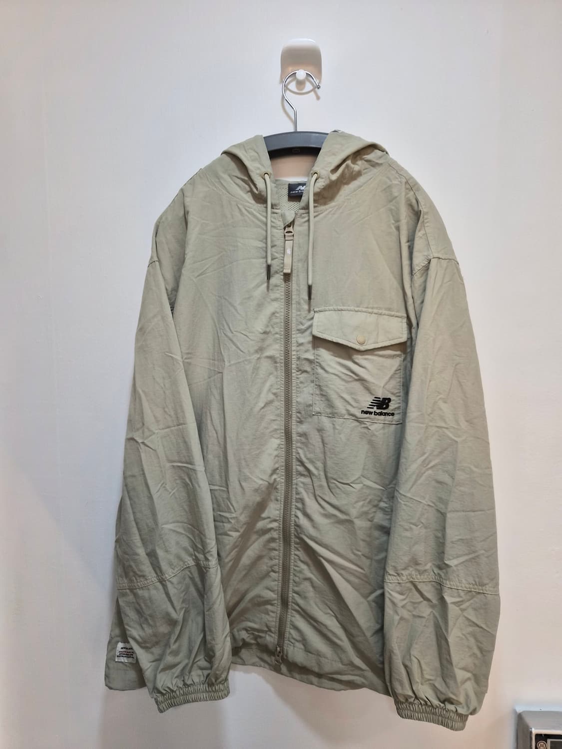 XXL) 뉴발란스 바람막이 팝니다 상품이미지1
