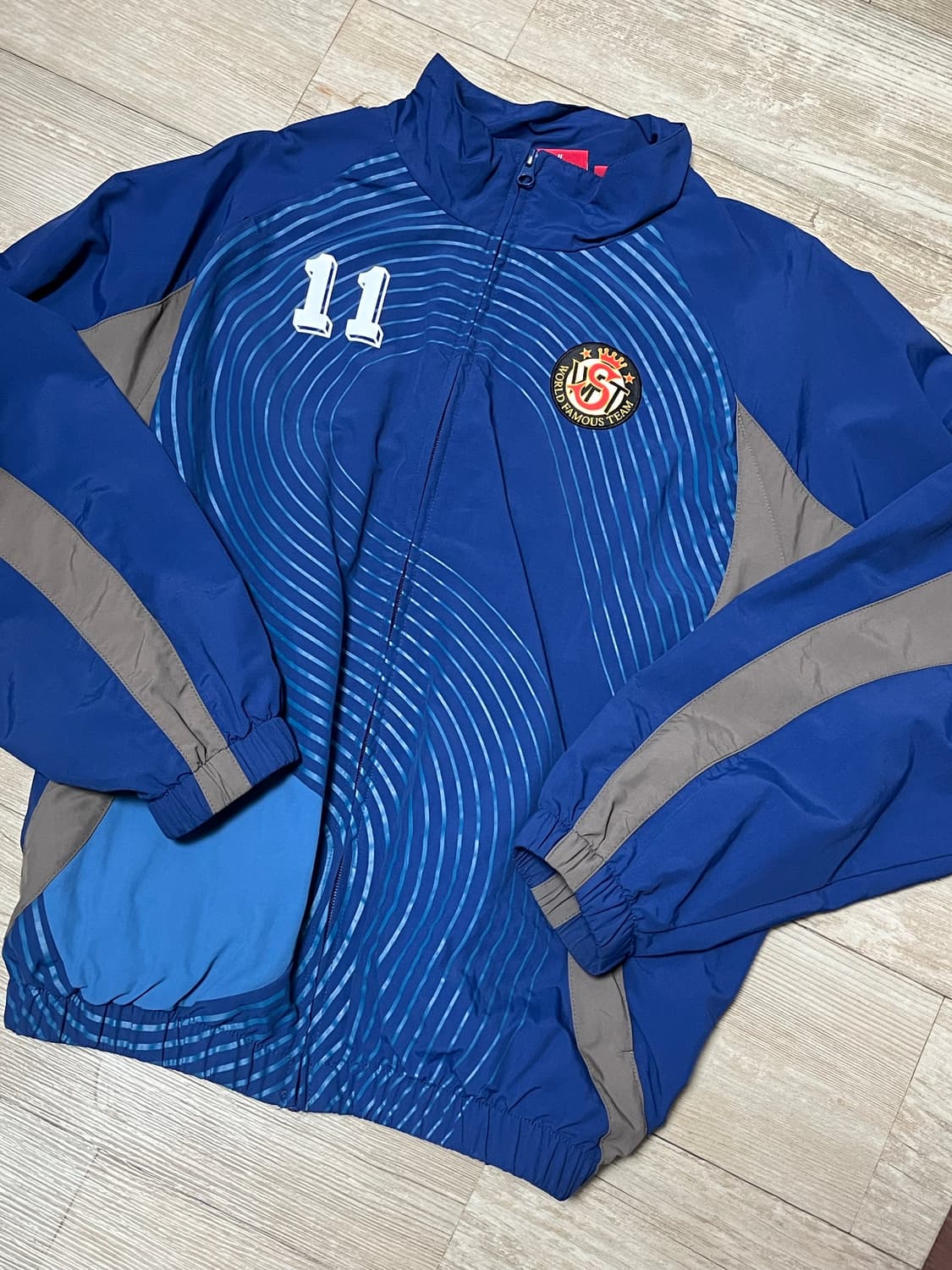 슈프림 logo track jacket small 상품이미지1