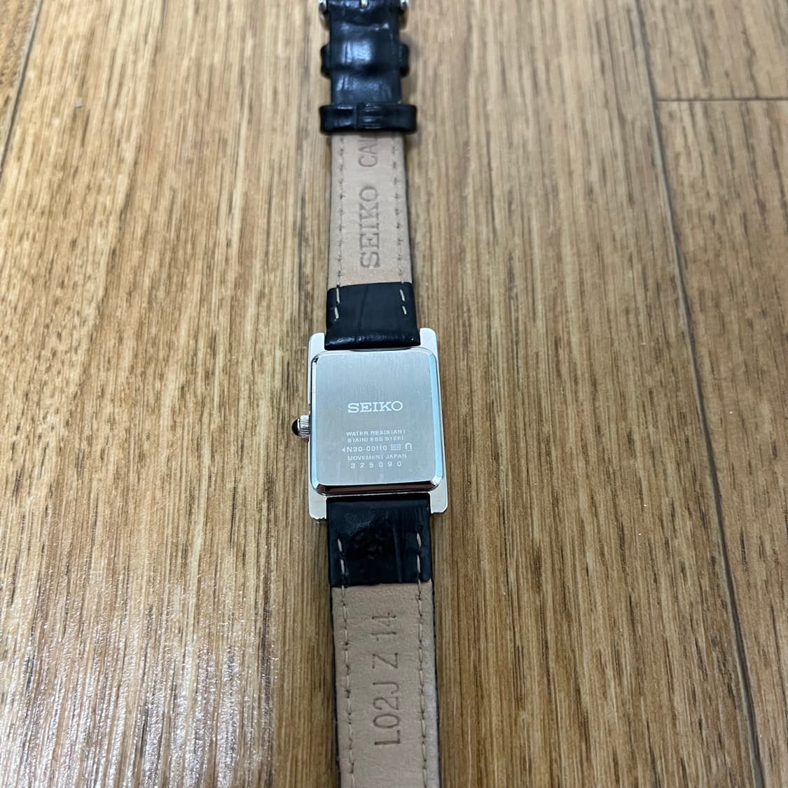 세이코 탱크 세르띠에 SWR053 쿼츠 가죽 사각 시계 상품이미지4