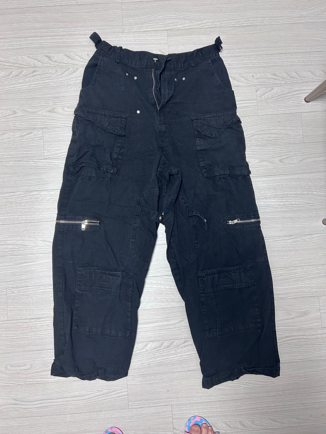 어나더유스 바지 팝니다. 상품이미지1