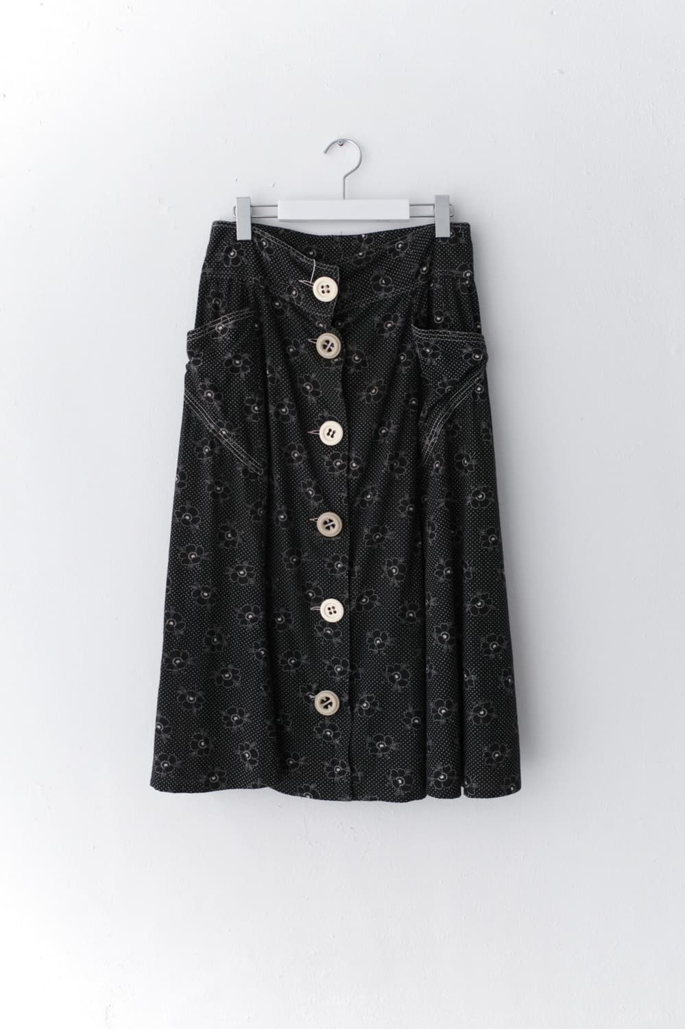 flower button skirt 상품이미지1