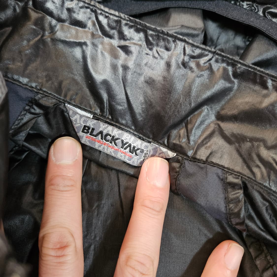 블랙야크 초경량 유광 후드 바람막이 95 상품이미지7