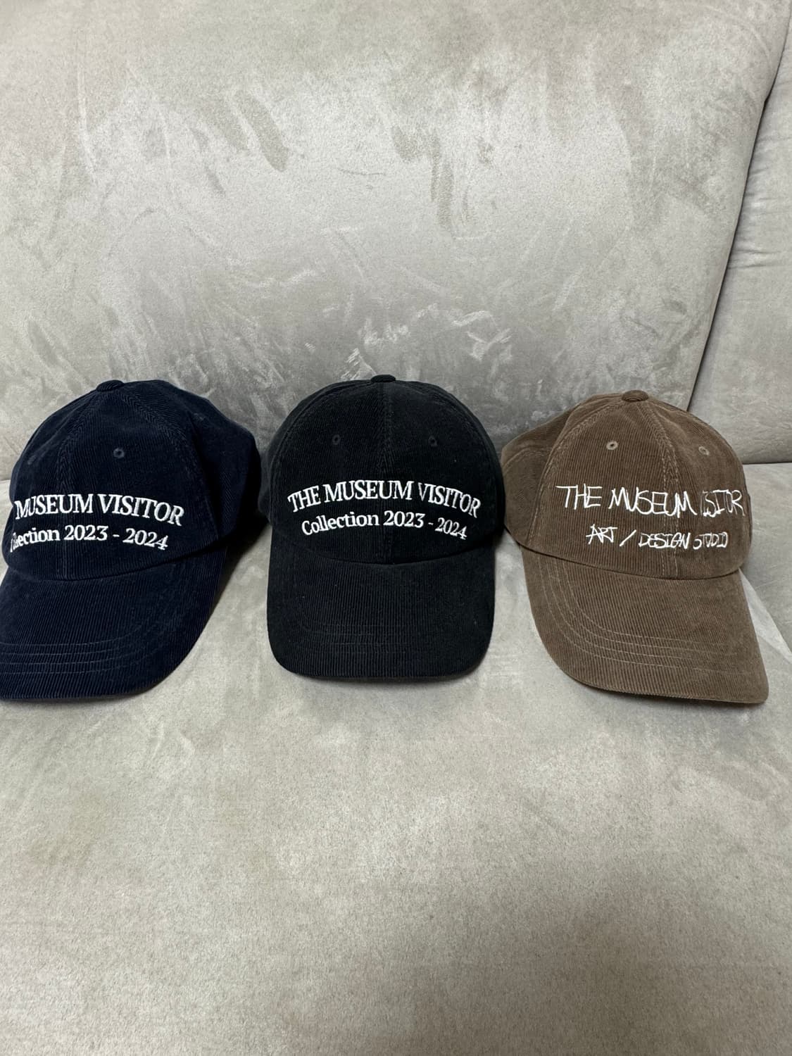 더뮤지엄비지터 코듀로이 볼캡 일괄 상품이미지1