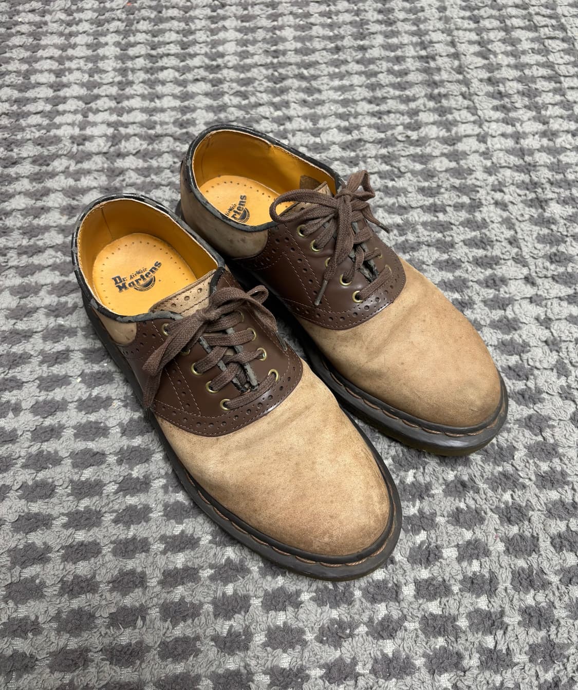 Dr. Martens 닥터마틴 빈티지 딜런 투톤 새들 더비 상품이미지1