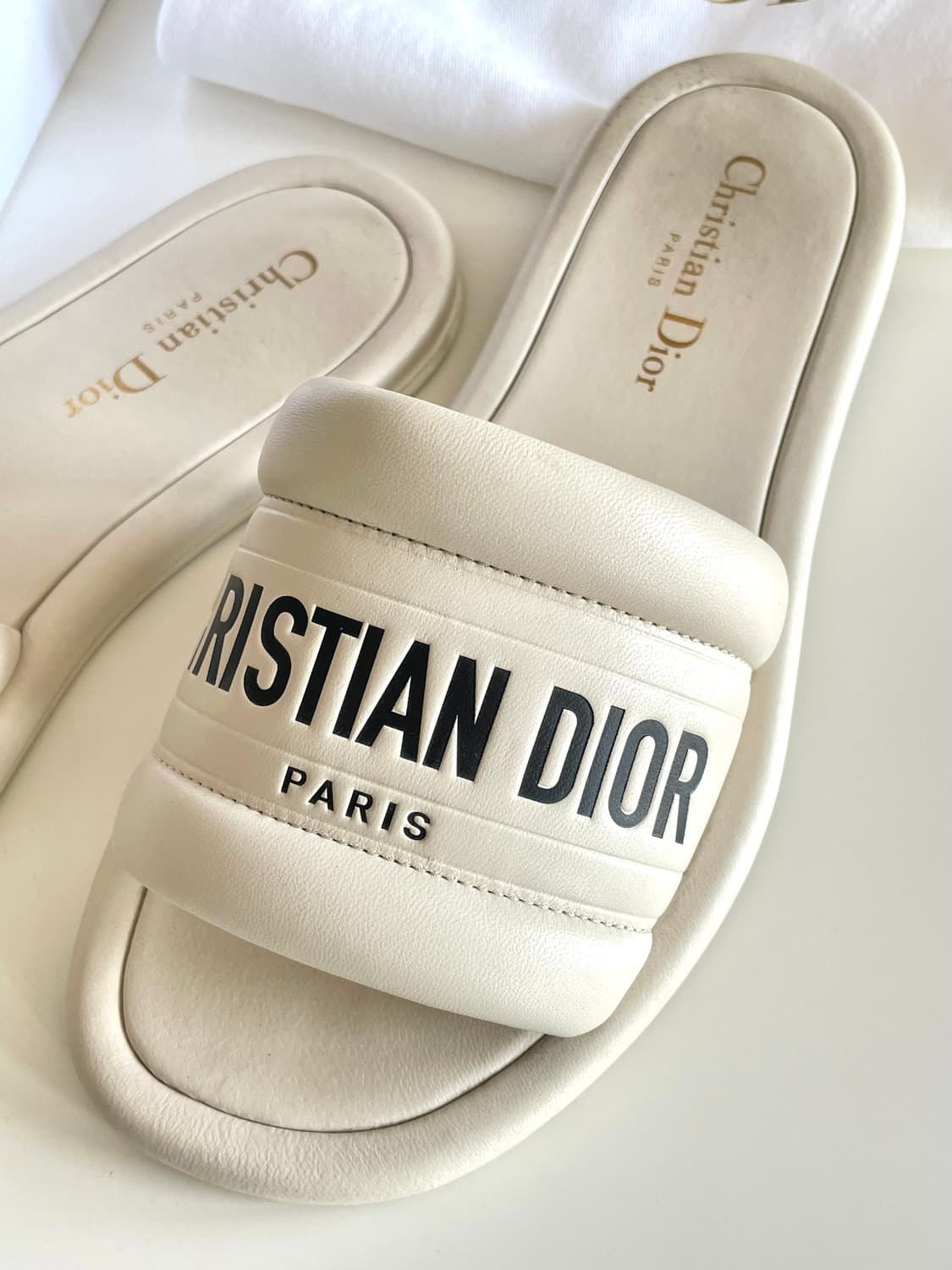 디올 에브리디 (Every-D) 슬리퍼 샌들 36사이즈 상품이미지3