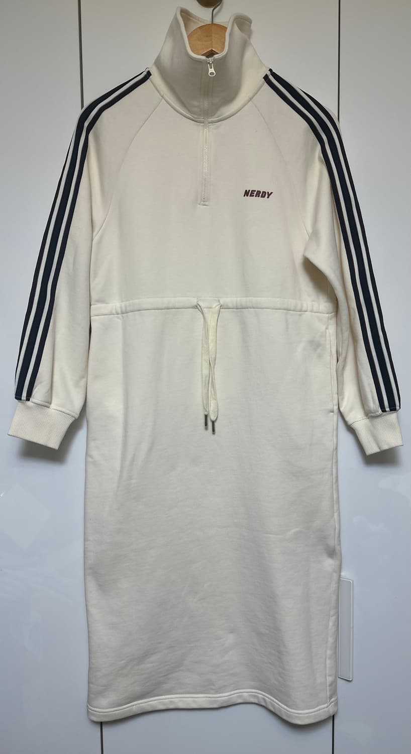 널디 삼선 스트라이프 하프넥 원피스 상품이미지1