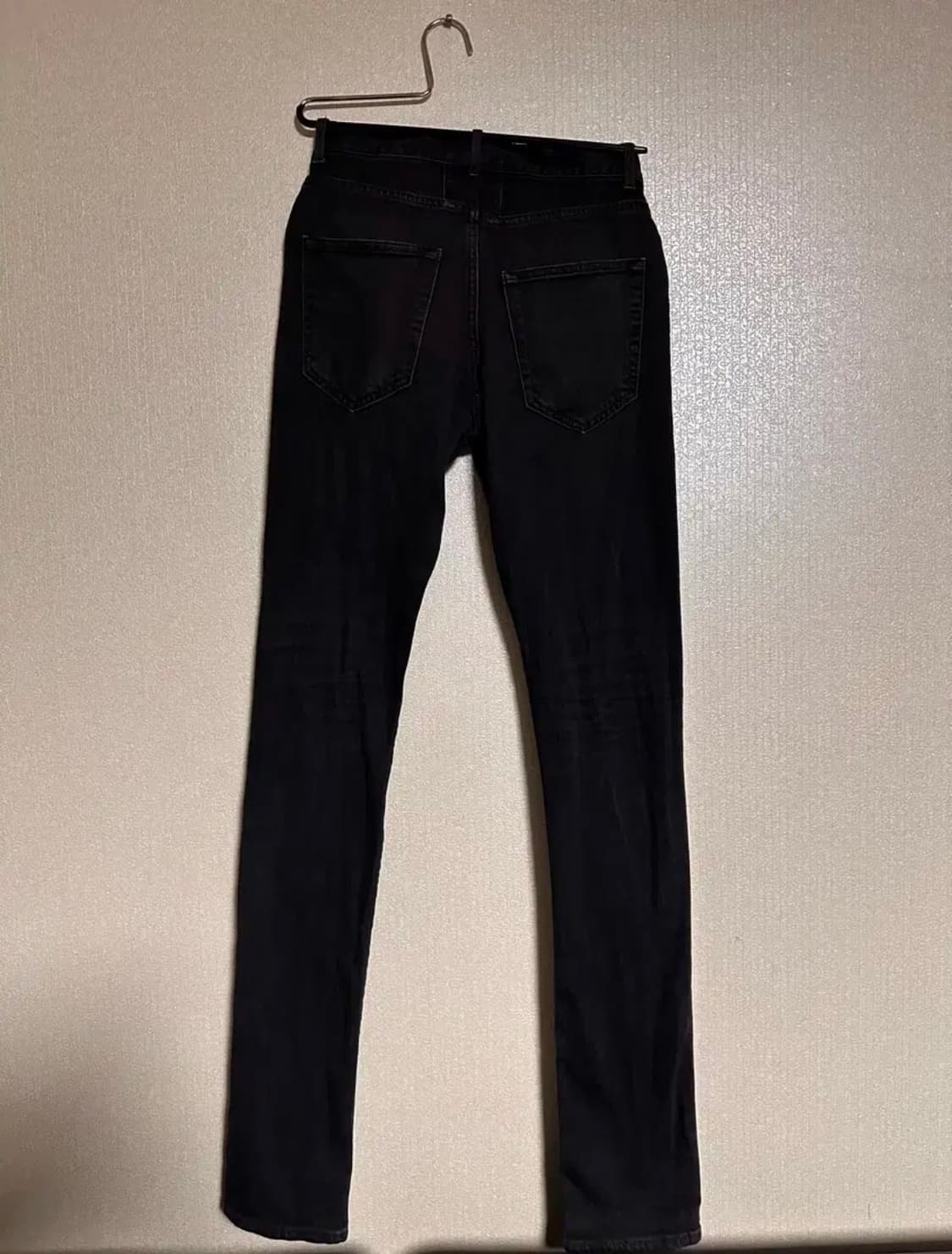 [백화점판-한글택] 생로랑 15ss 무릎 절개진 - 허리 28 사이즈 상품이미지2