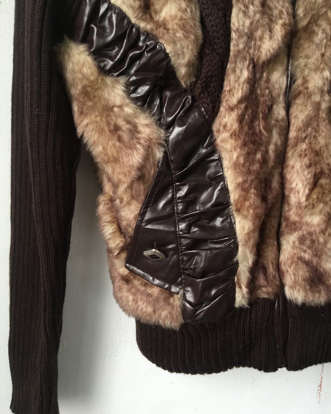 Fake fur high neck ribbed zip up 상품이미지5