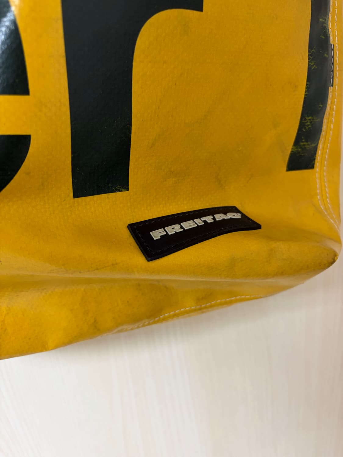 프라이탁 FREITAG F53 ZACH 토트백 옐로우 상품이미지3