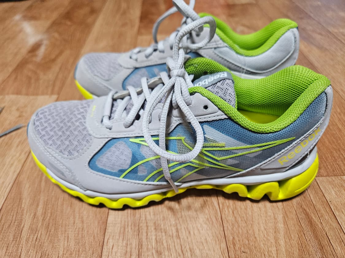 [230]리복 직라이트 러닝화 상품이미지2