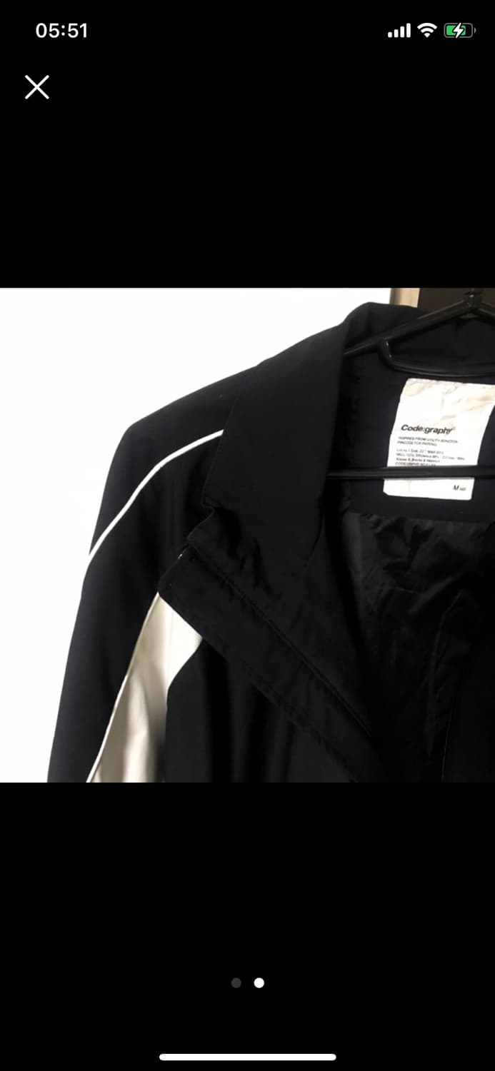 코드그라피 배색 숏 자켓 바람막이 블랙 상품이미지3