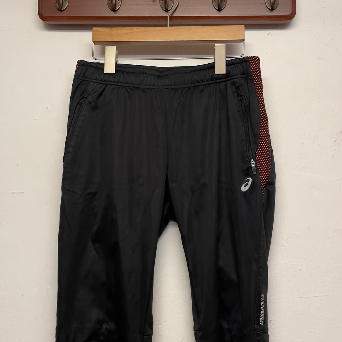 아식스 (우먼) 러닝 모션 프로텍트 팬츠   상품이미지3