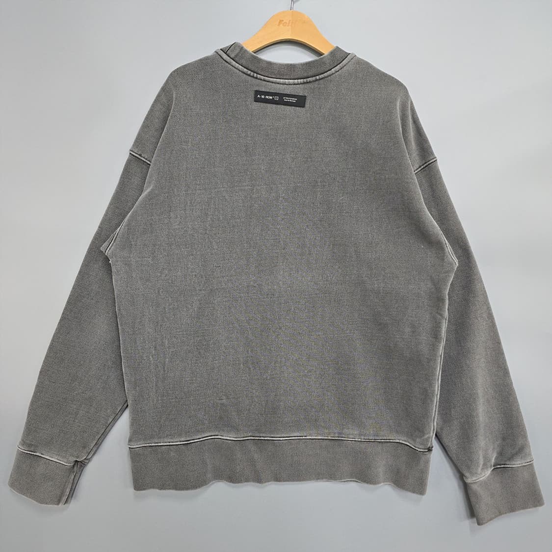 어텐션로우(ATTENTIONROW) 워싱 크루넥 맨투맨 프리 상품이미지4