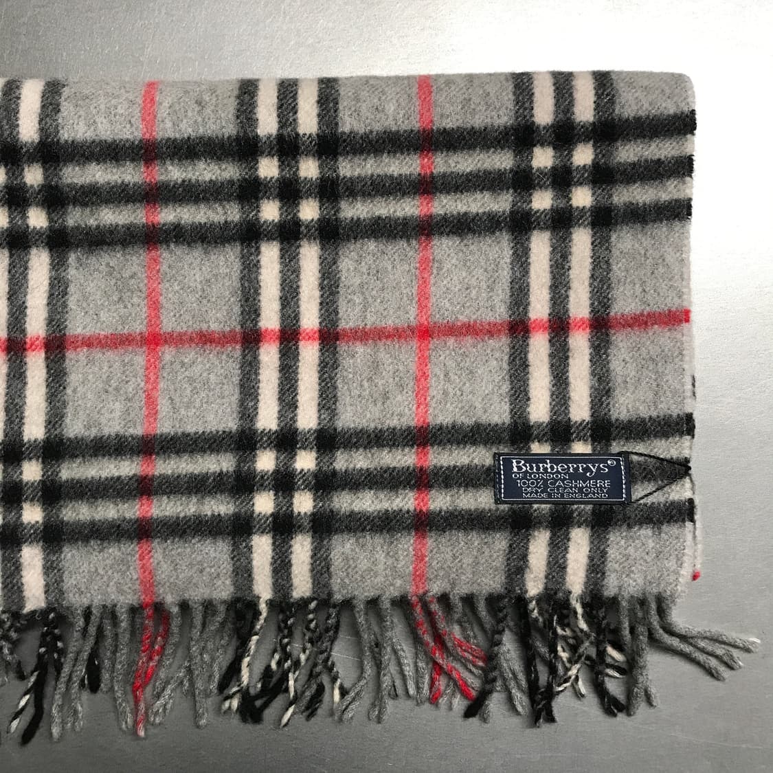 버버리 정품 캐시미어 머플러 그레이 상품이미지3