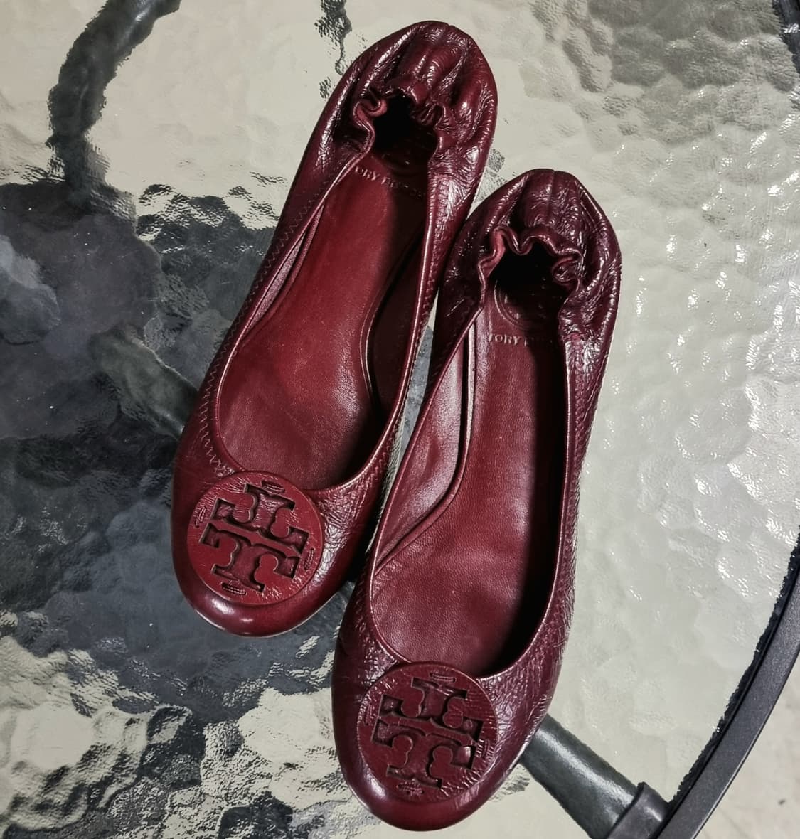 토리버치 가죽 플랫슈즈 레더 단화 딥버건디 구두 (250/8M) 상태굿 상품이미지1