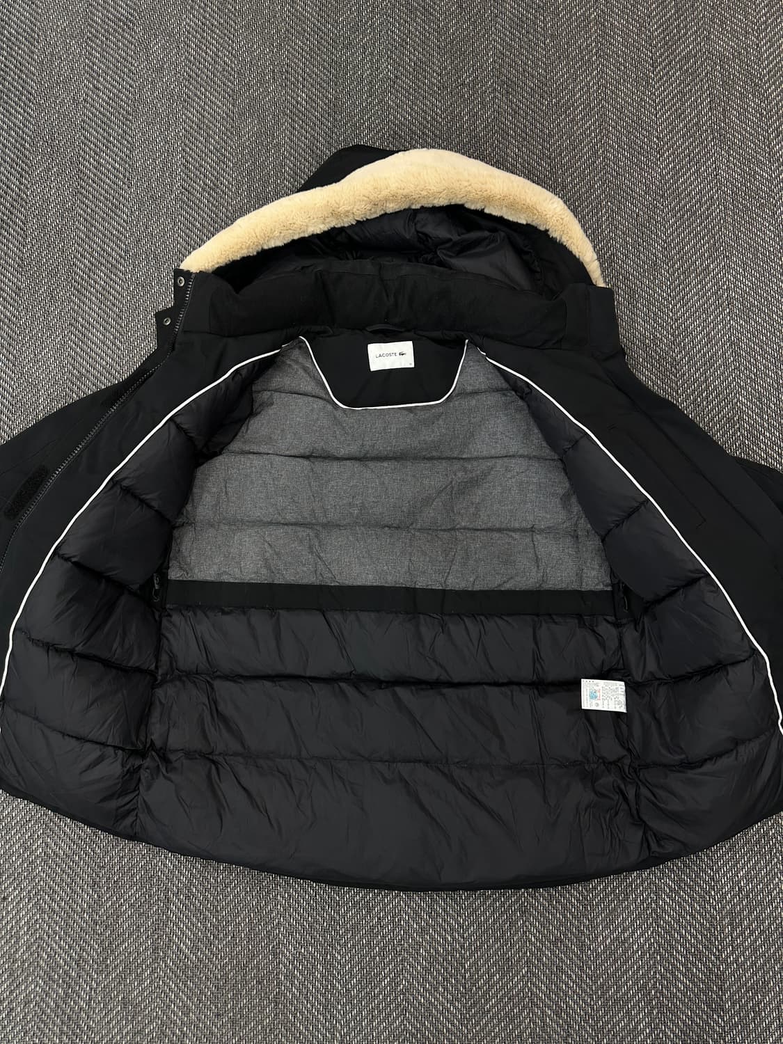 라코스테 퍼 패딩 블랙 상품이미지6