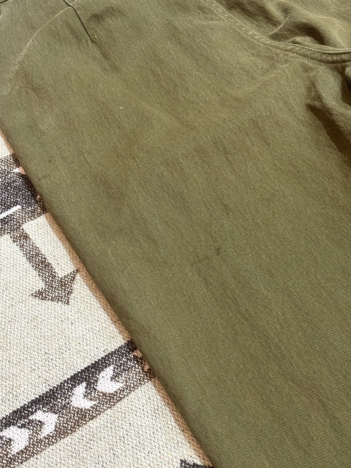 cos 버튼 여밈 코튼팬츠 상품이미지10