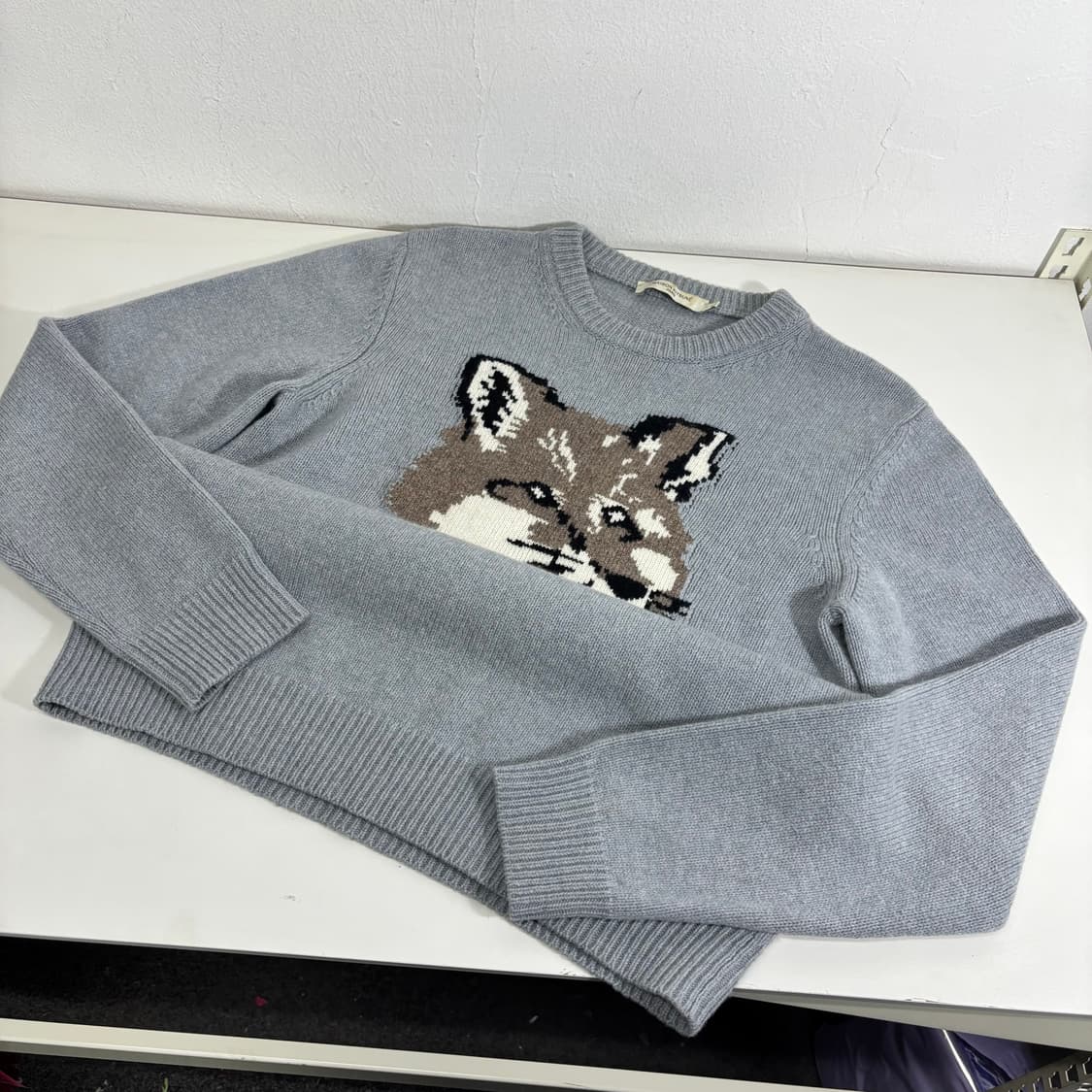 S 메종키츠네 그레이 빅폭스 헤드 램스울 니트 상품이미지2