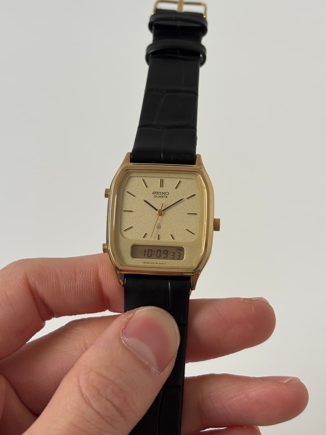 1980s Texture Dial Gold Tank Ana-Digi 상품이미지1