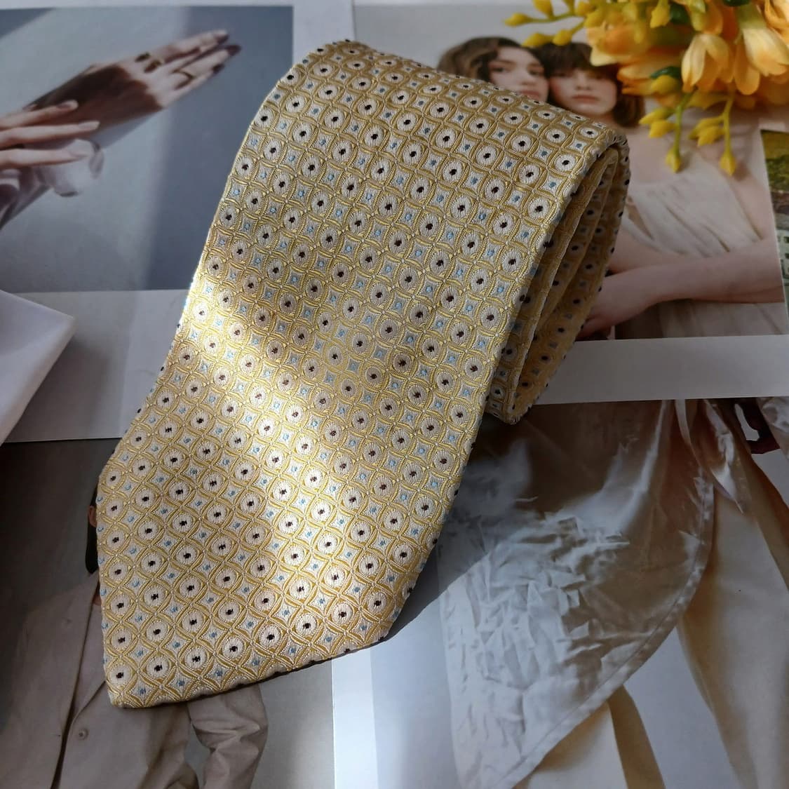 휴고보스 실크 옐로 지오메트릭 패턴 넥타이 8.6cm A등급 A18852 상품이미지2