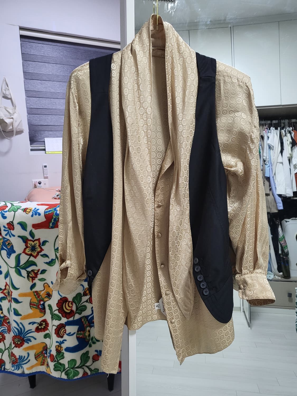 ST. JOHN 실크 100%블라우스 베이지 55-77 상품이미지2