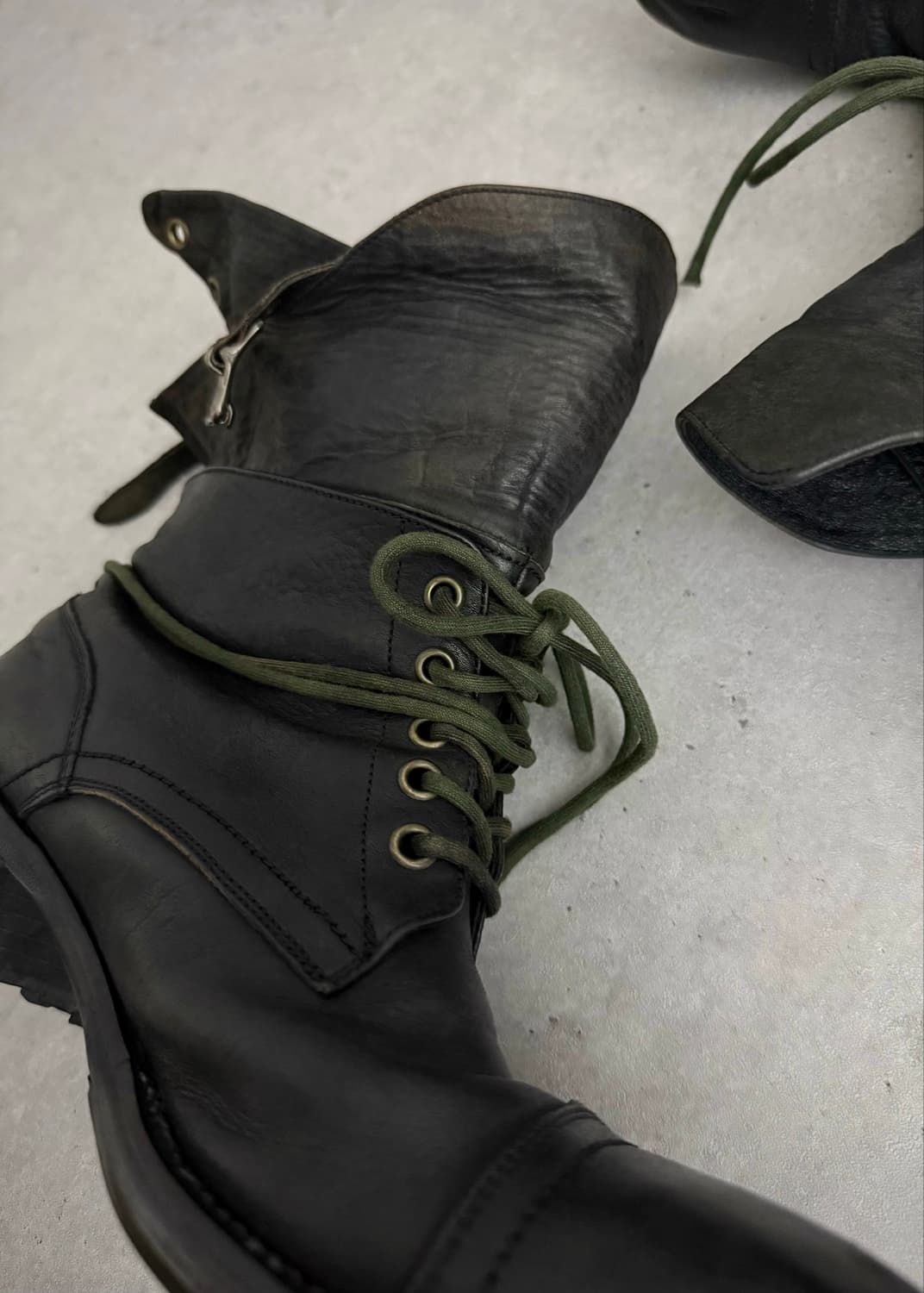 alfredoBANNISTER leather boots⁠ 상품이미지4