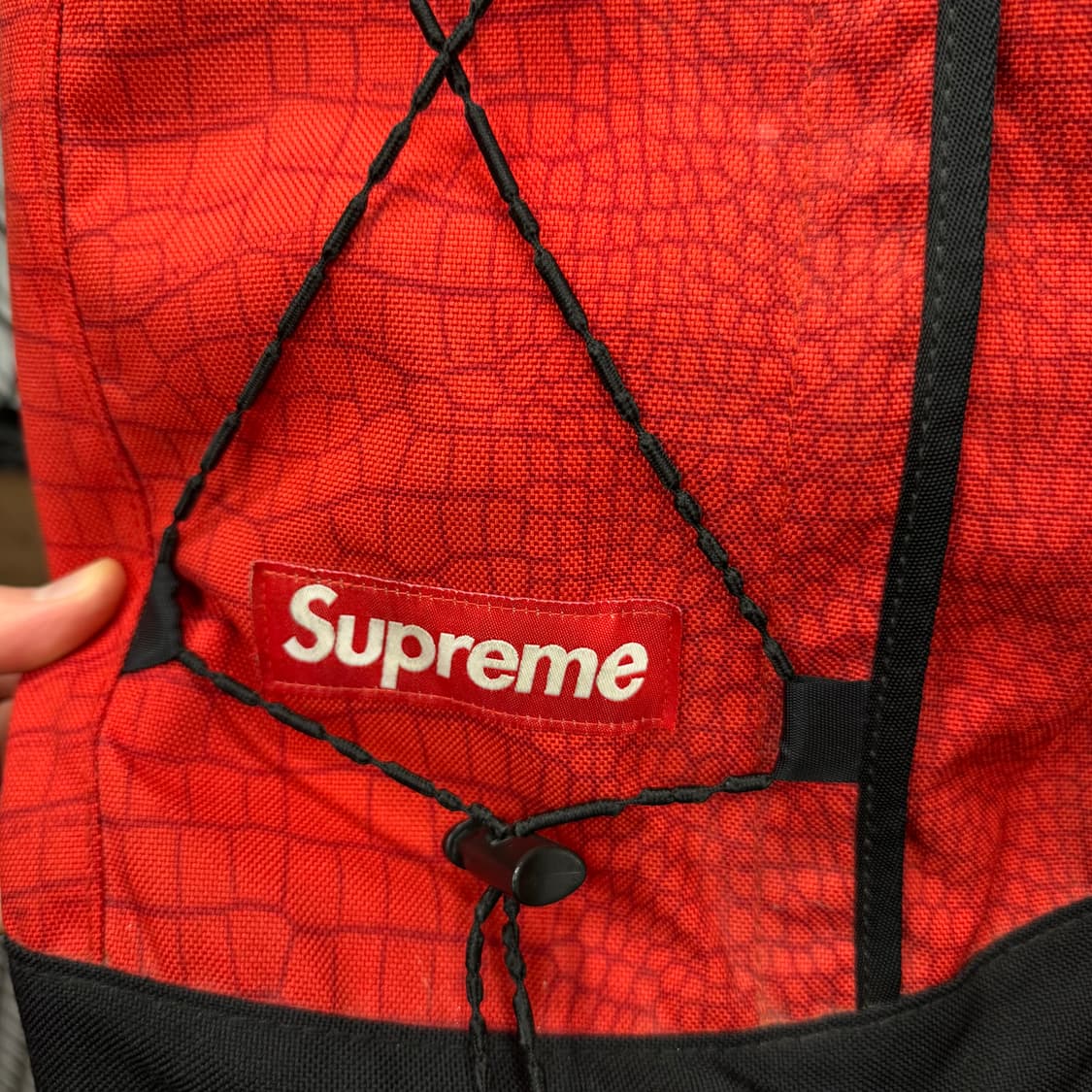 2013S/S 슈프림 크로크 백팩 전면 로고 포인트 레드 상품이미지5