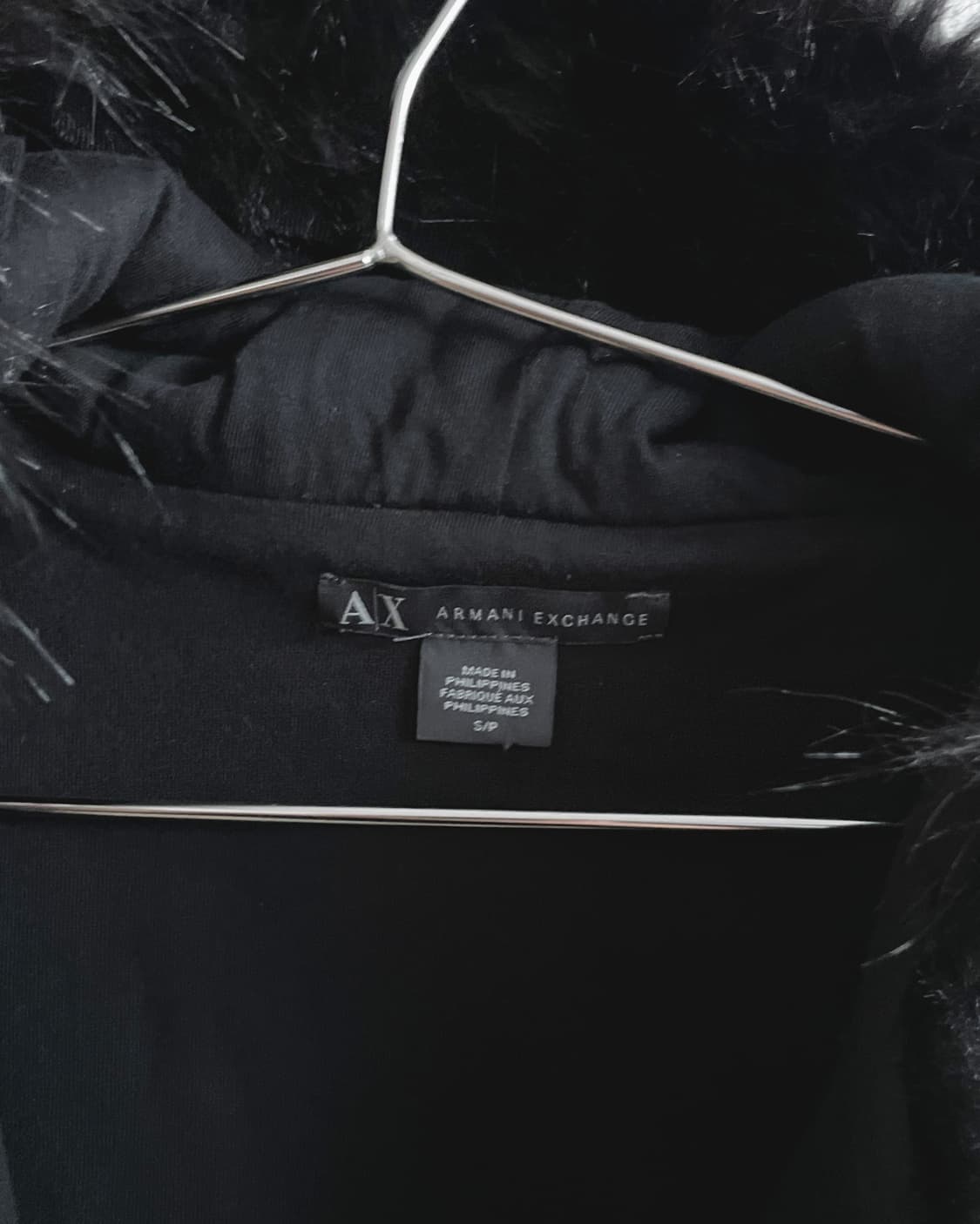 a/x 아르마니 익스체인지 asymmetric 크롭 퍼 후드베스트 상품이미지9