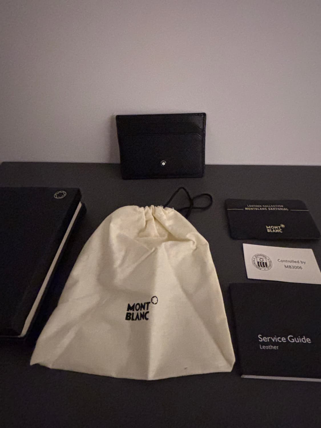 몽블랑 카드지갑 풀박스 상품이미지1