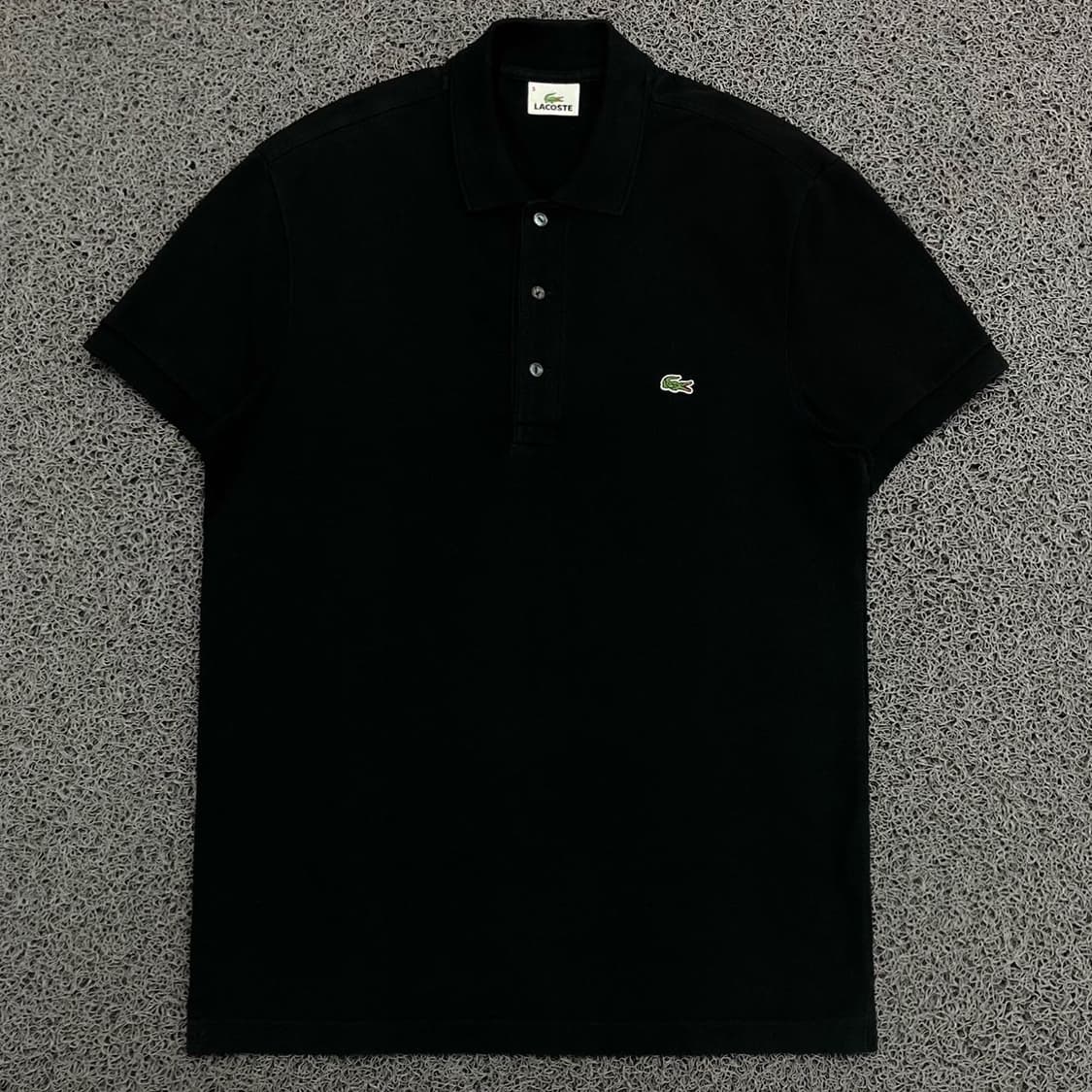 Lacoste 신형 로고 블랙 카라티 상품이미지1