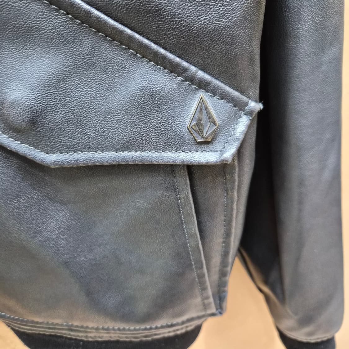 볼컴(Volcom) 남성 가죽자켓 상품이미지4