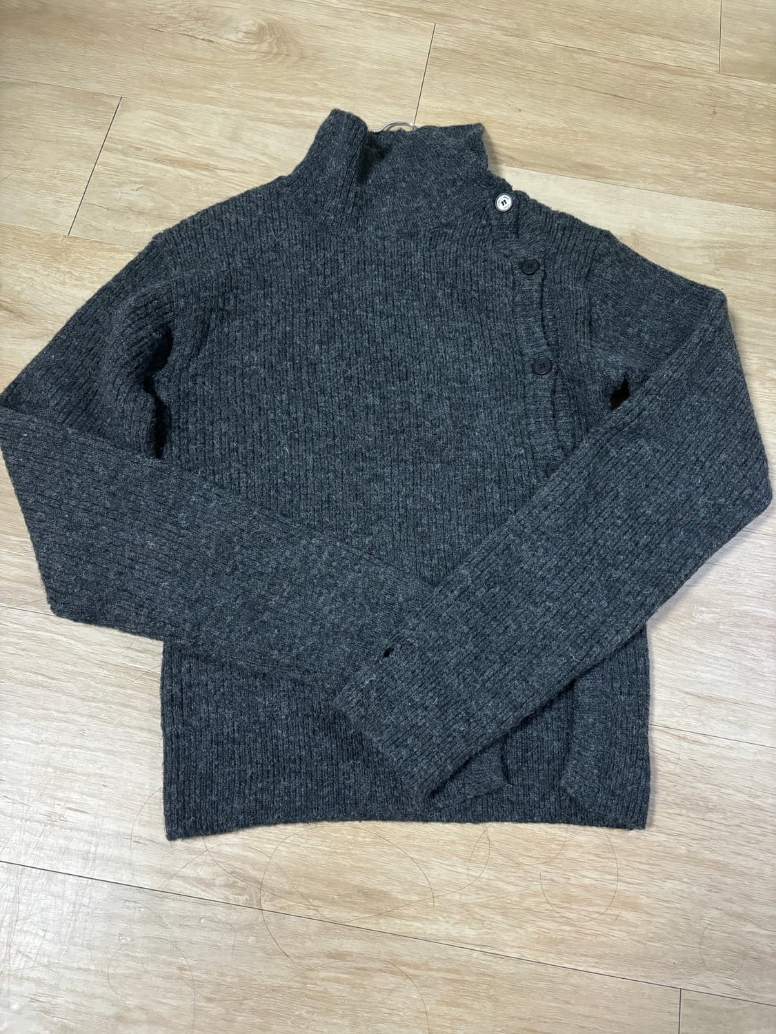 미세키서울 니트 차콜 상품이미지1