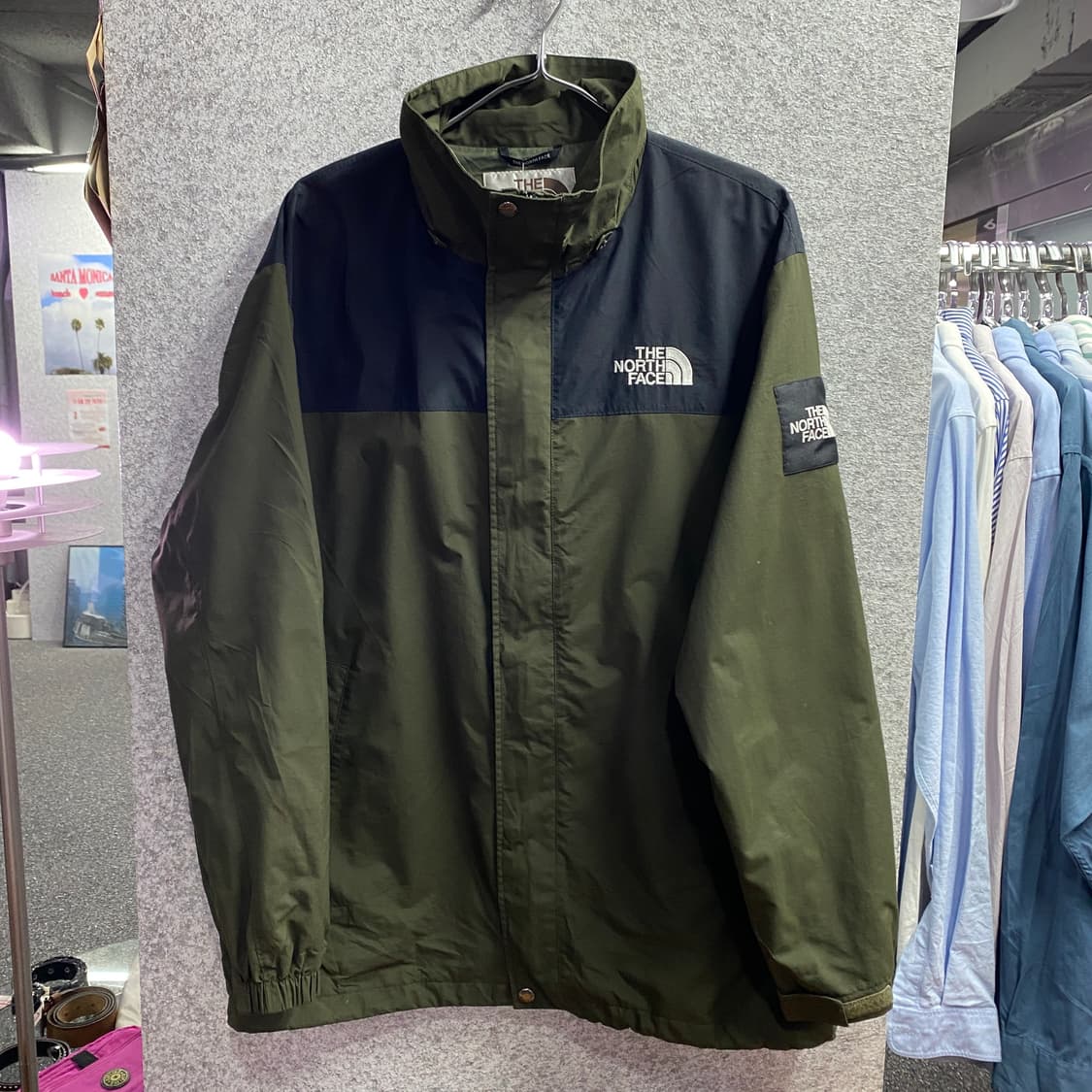 노스페이스 화이트라벨 카슨 마운틴  바람막이 올리브 B3521  상품이미지2