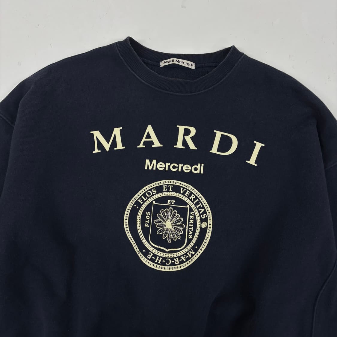 마르디 메크르디 맨투맨 상품이미지4